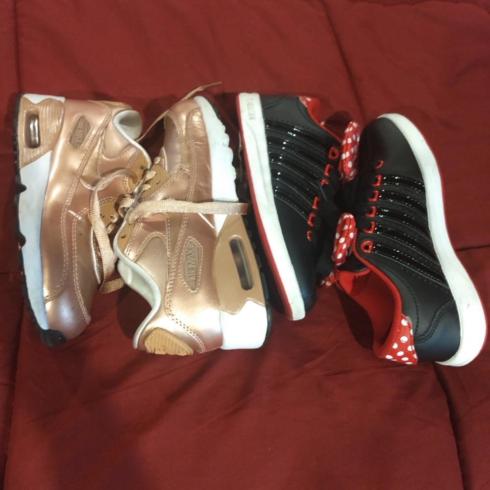2 pairs of sneakers